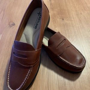 Eastland Brown Leather Penny Loafers Preppy Style